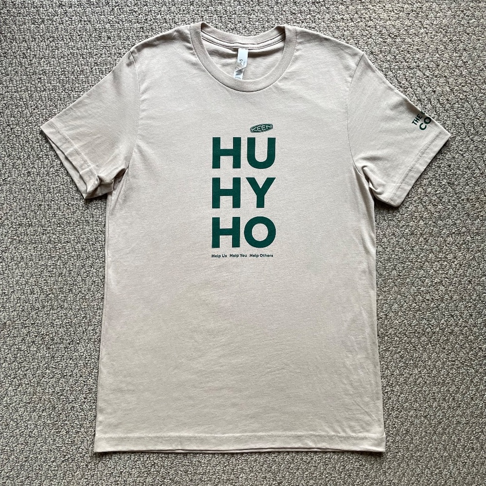 Keen Footwear HUHYO Help Us Help You Help Others Graphic T-Shirt In Grey & Green